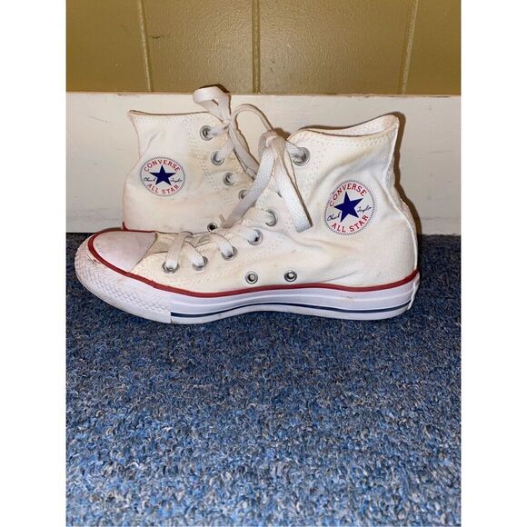 Converse women 6 men 4 high top Classic chuck taylor sneakers - Picture 2 of 9